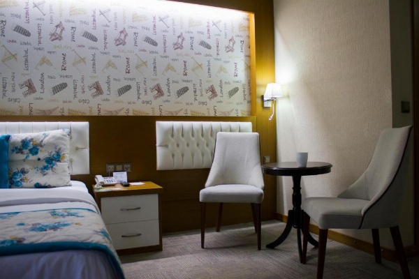Yol Is Holiday Adana Otel image 18