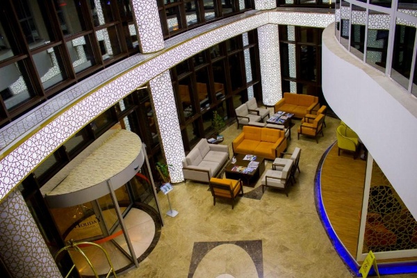 Yol Is Holiday Adana Otel image 19