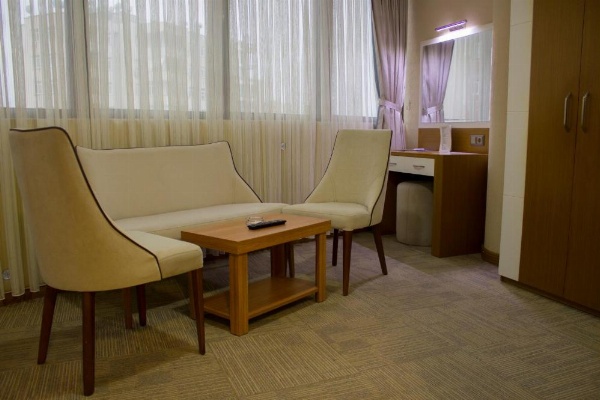 Yol Is Holiday Adana Otel image 26