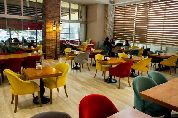 Yol Is Holiday Adana Otel image 6